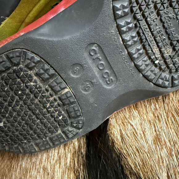 Crocs On The Clock Tie Dye Graphic Dual Comfort Work Clog Slip-On Unisex M8 W10 - Picture 7 of 7